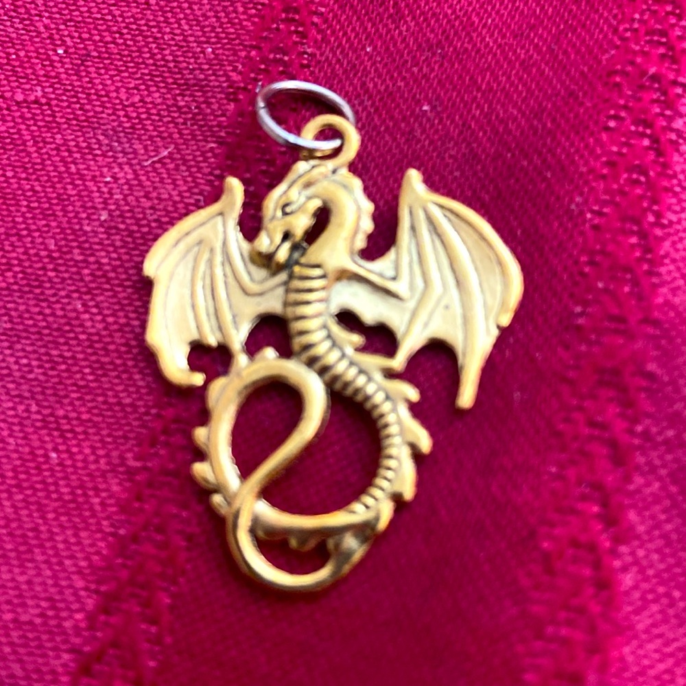 5/$10❤️❤️❤️NEW BRASS DRAGON CHARM PENDANT